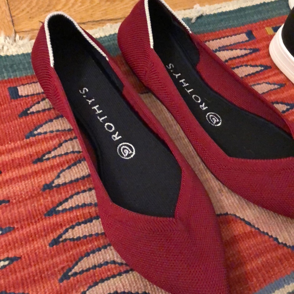 Rothys flats